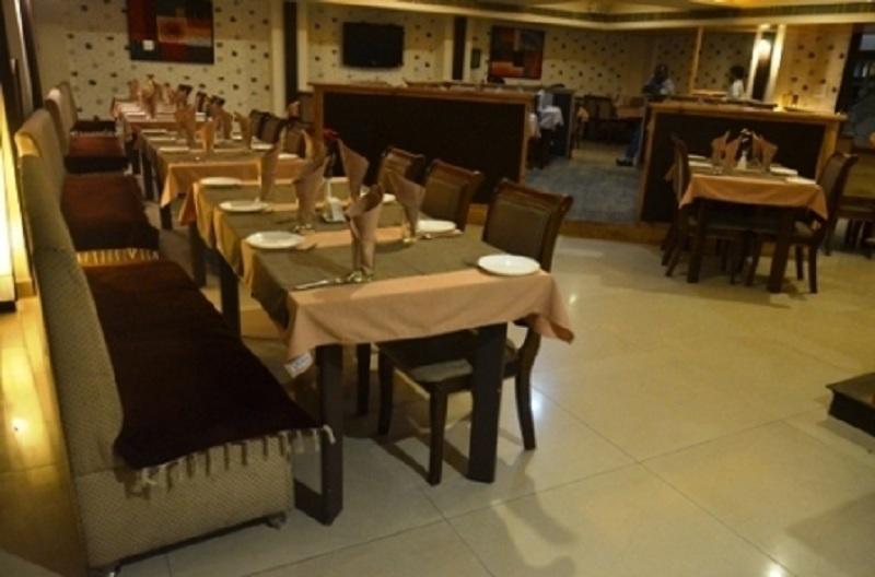 Seven Sky Clarks Exotica Hotel Bhuj Luaran gambar