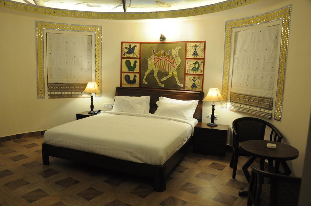 Seven Sky Clarks Exotica Hotel Bhuj Bilik gambar