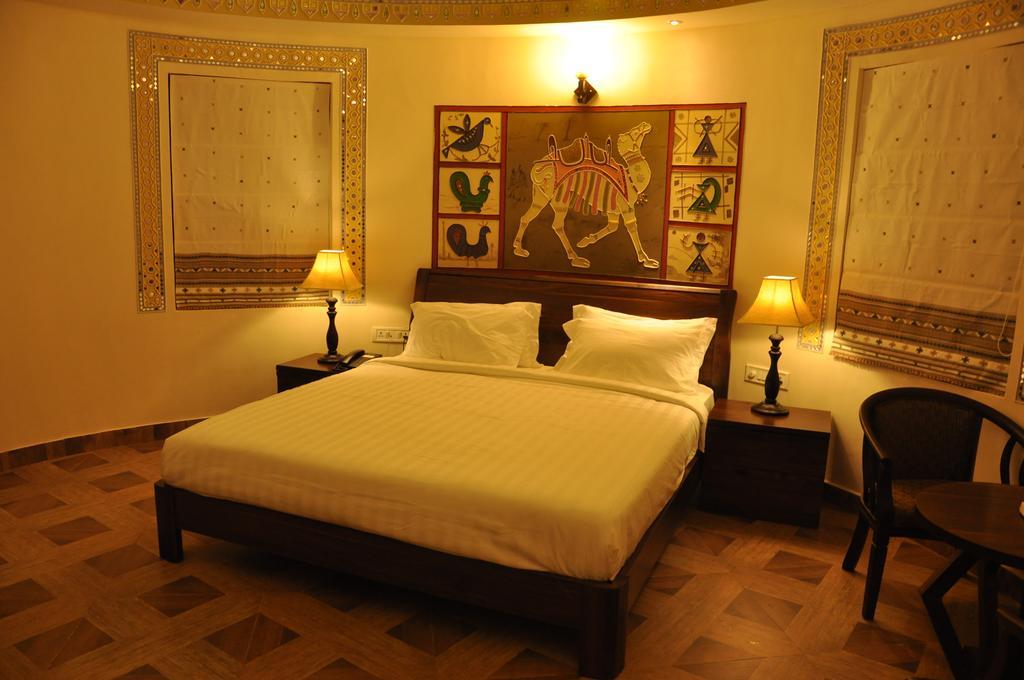 Seven Sky Clarks Exotica Hotel Bhuj Bilik gambar