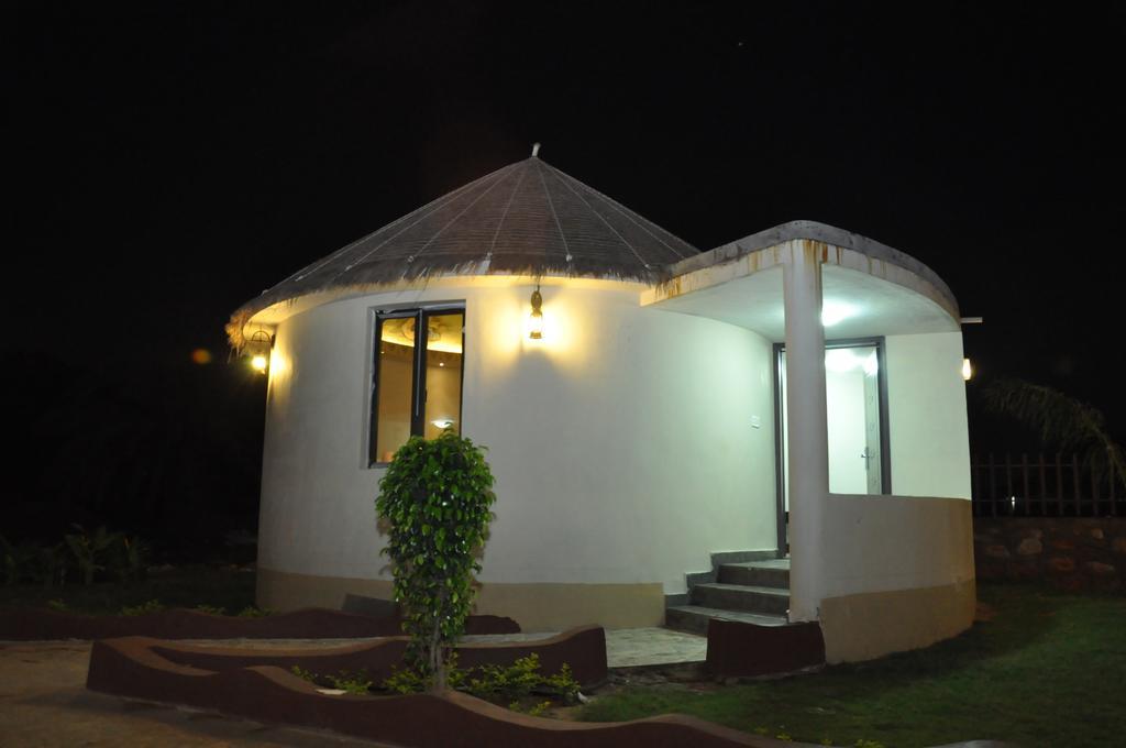 Seven Sky Clarks Exotica Hotel Bhuj Bilik gambar
