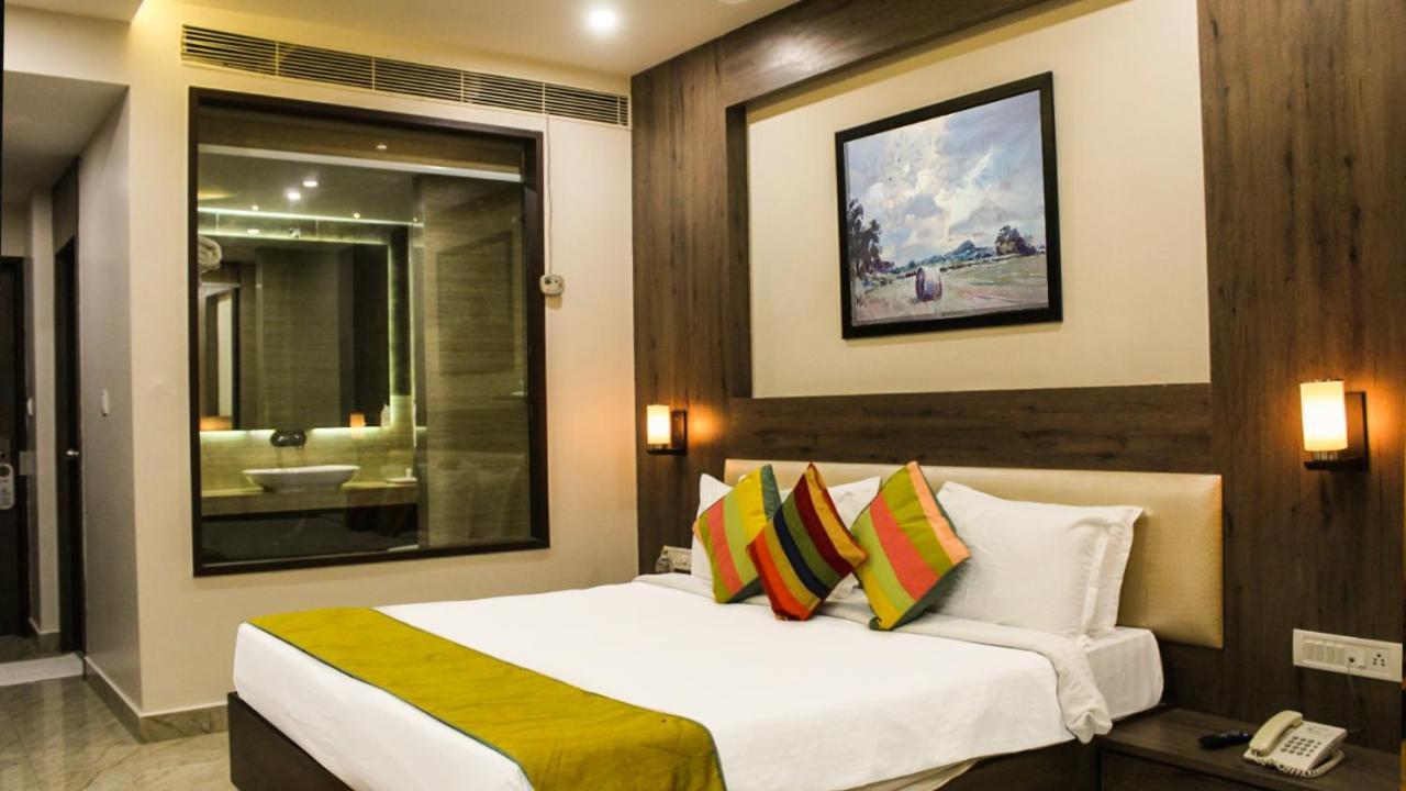 Seven Sky Clarks Exotica Hotel Bhuj Luaran gambar