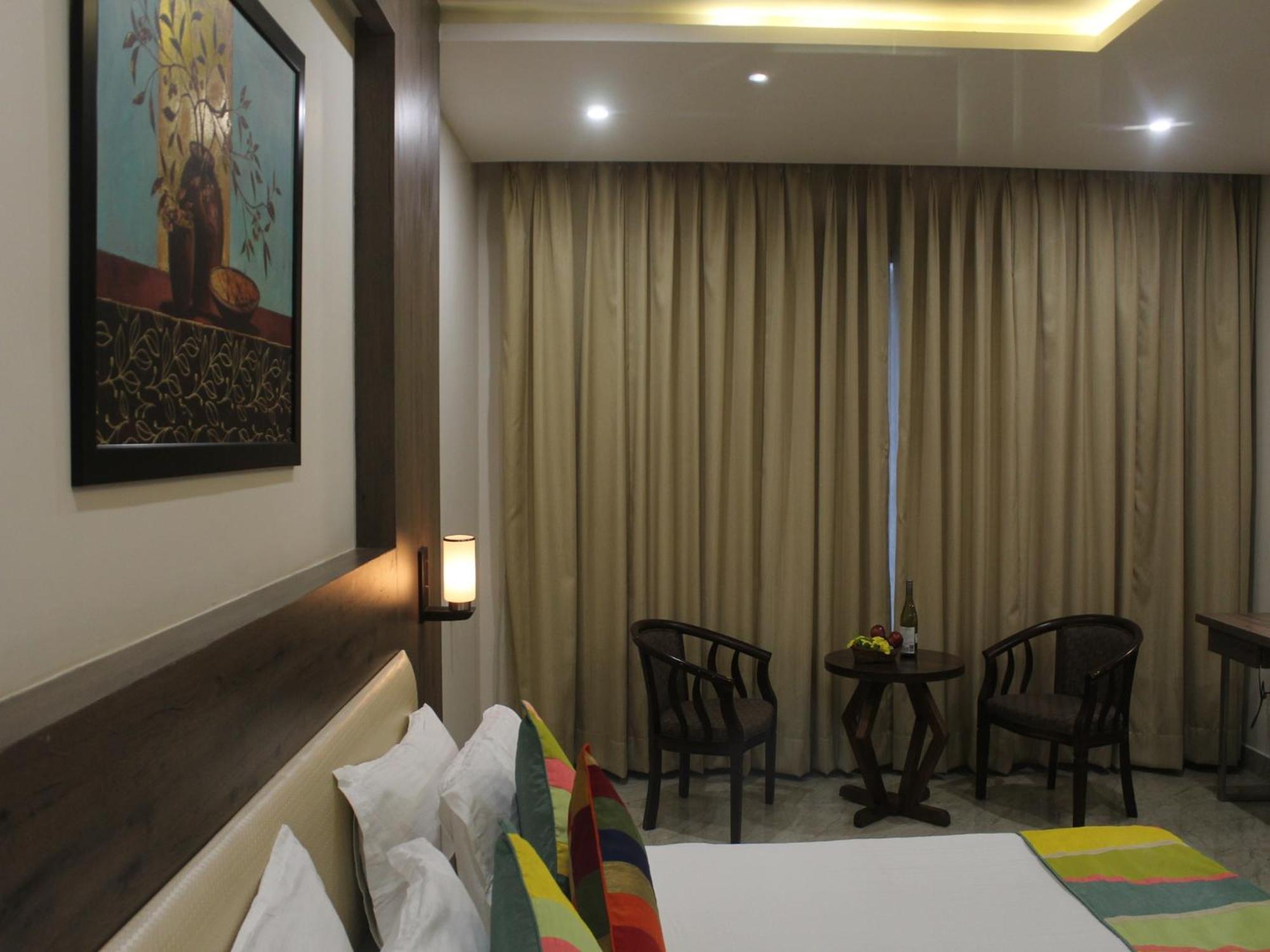 Seven Sky Clarks Exotica Hotel Bhuj Luaran gambar
